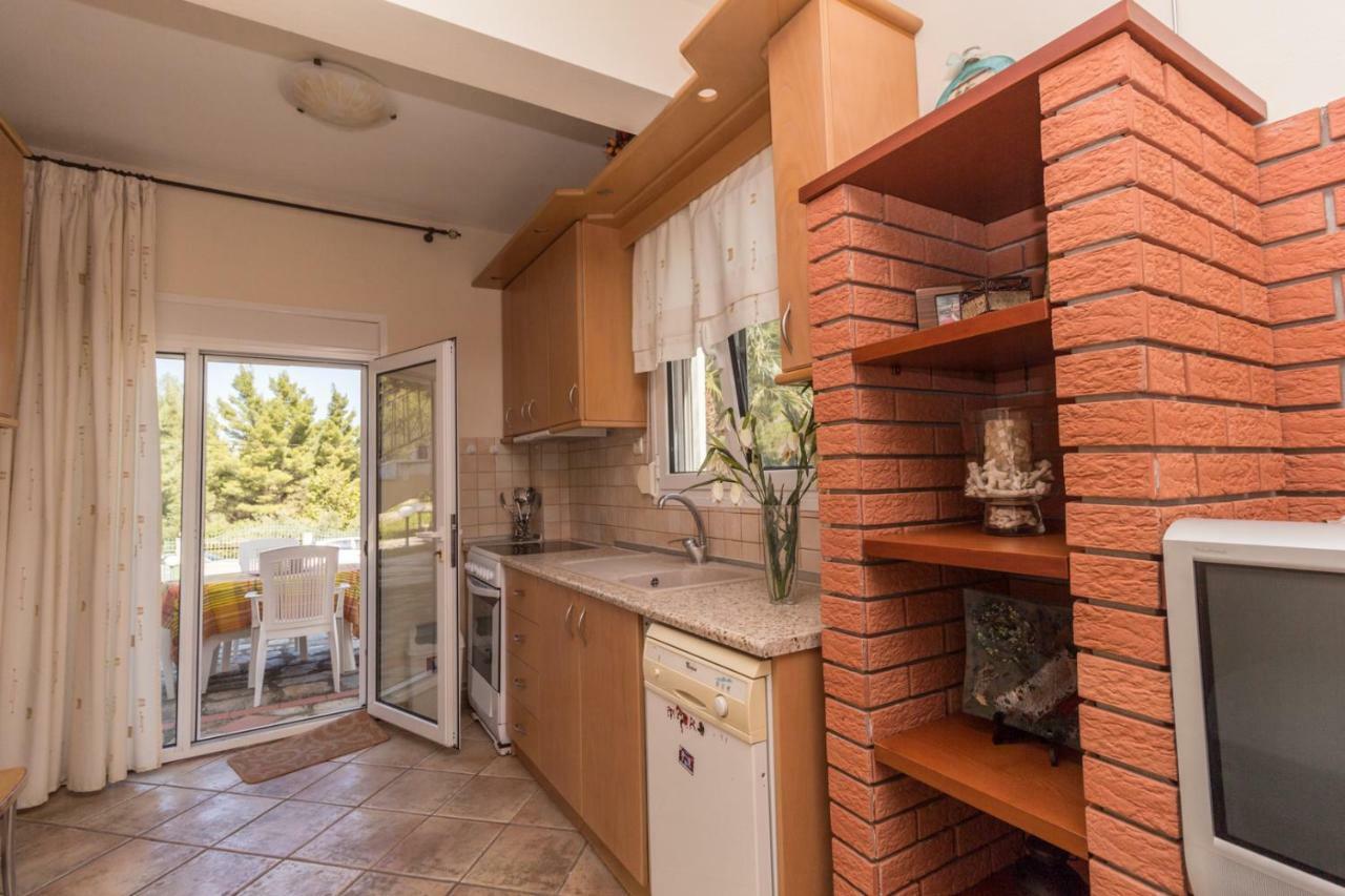 Kyrana Apartments Paliúri Kültér fotó
