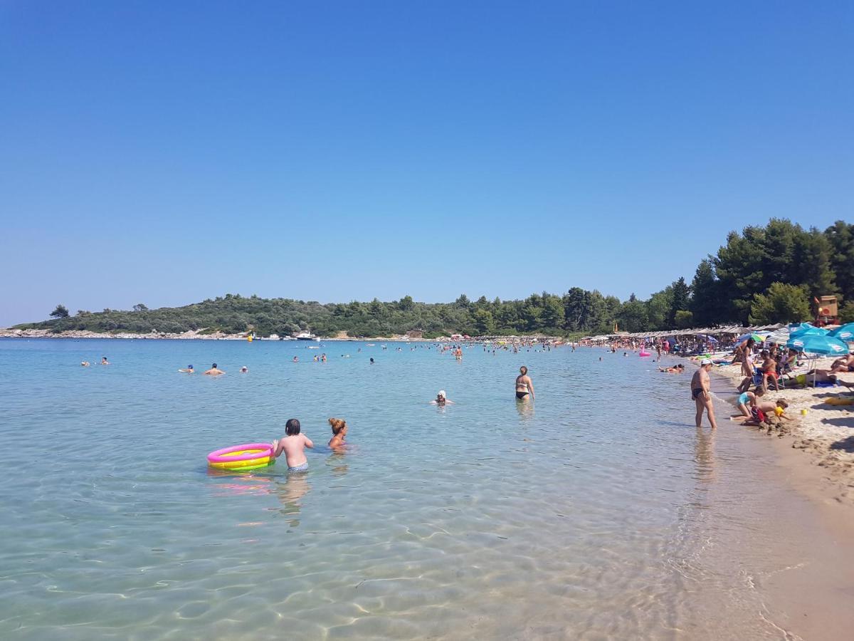 Kyrana Apartments Paliúri Kültér fotó